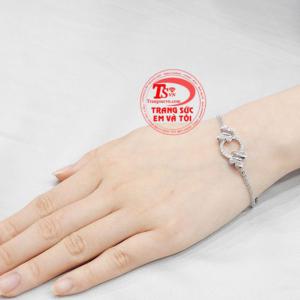  Lắc tay vàng trắng hồ điệp bảo hành chu đáo, giao hàng toàn quốc.