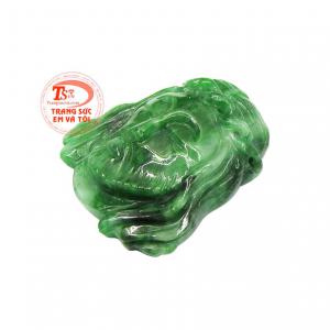 Mặt cẩm thạch chúa Giê-su có giấy kiểm định đá quý uy tín.