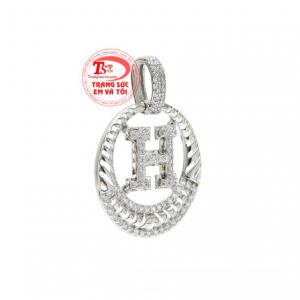 Từng đường nét được làm một cách tỉ mỉ toát lên vẻ trẻ trung và phong cách đến cho phái đẹp. 