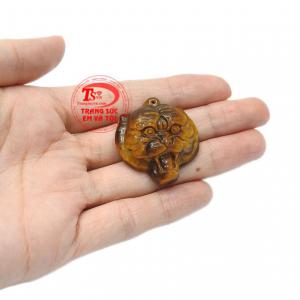 Mặt chúa sơn lâm mạnh mẽ có thể bọc vàng hoặc bạc để làm mặt dây hợp phong thủy.