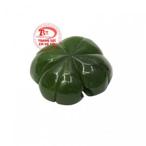 Người ta tin rằng, cỏ bốn lá là loại cỏ đem đến vận may và nhiều điều thuận lợi sẽ đến với người thấy nó. 