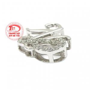 Từng đường nét và chi tiết được làm cách tỉ mỉ, tinh xảo.