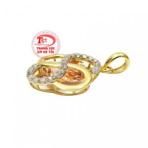 Mặt dây may mắn vàng tây chế tác từ vàng 18k, bảo hành chu đáo.