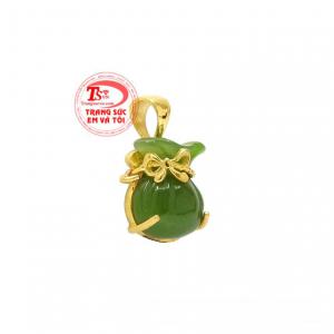 Chiếc mặt dây này sẽ là quà tặng tinh tế dành cho người thân và bạn bè mang ý nghĩa thịnh vượng, cát tường. 