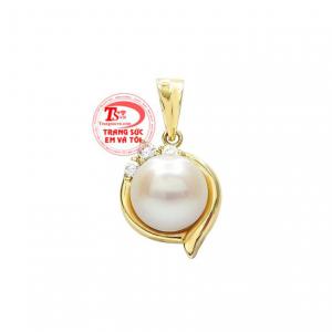 Mặt dây ngọc trai nữ tính, hợp thời trang. 