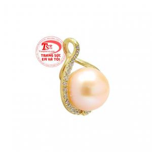 Ngọc trai còn là viên đá hộ mệnh cho người sinh tháng 6, viên ngọc này sẽ mang lại may mắn, niềm vui và hạnh phúc cho chủ nhân. 