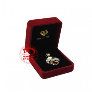 Sản phẩm nhận đặt chế tác theo yêu cầu.