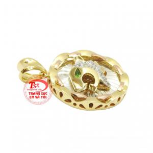 Mặt dây vàng báo nam tính thanh toán an toàn.