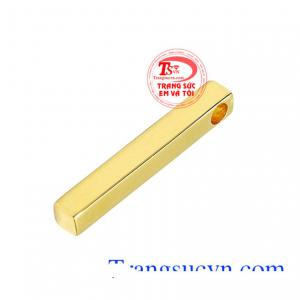 Sản phẩm chế tác từ vàng tây 14k, bảo hành chu đáo, giao hàng toàn quốc.