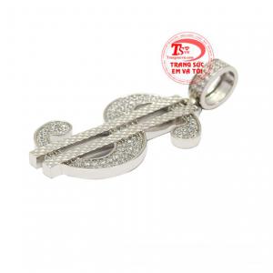 Chiếc mặt dây này khi kết hợp cùng dây chuyền vàng trắng chất lượng mang đến vẻ thời thượng cho phái mạnh.