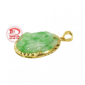 Sản phẩm được chế tác từ ngọc cẩm thạch chất lượng mang đến nhiều vận may đến cho người dùng.