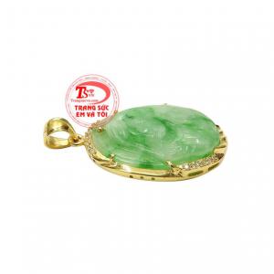 Mặt Đức Mẹ bọc vàng cẩm thạch phù hợp với mọi kiểu trang phục