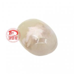 Năng lượng từ đá mã não sẽ giúp người dùng được bảo vệ, giải tỏa căng thẳng mệt mỏi, đem đến may mắn và thịnh vượng.