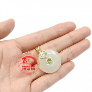 Mặt ngọc jadeite bọc bạc bền đẹp, giao hàng trên toàn quốc.