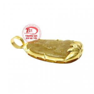 Thạch anh tóc vàng biểu trưng cho ánh mặt trời, mang lại sự hạnh phúc, thịnh vượng và may mắn.