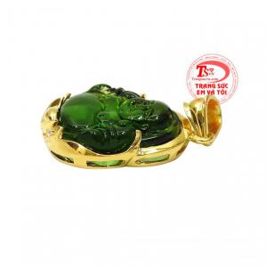 Bạn có thể kết hợp cùng dây da, cao su hay dây chuyền vàng là trang sức bộ.