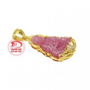 Mặt Phật Quan Âm ruby kết hợp cùng dây chuyền vàng tây đang là dòng sản phẩm rất được ưa chuộng hiện nay.