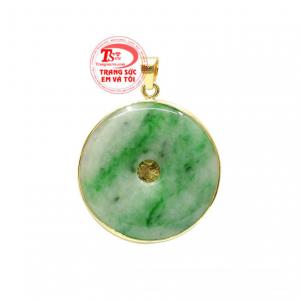 Thiết kế tinh xảo và tỉ mỉ mang lại cho phái mạnh một sản phẩm ấn tượng.