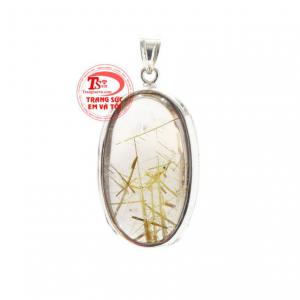 Mặt thạch anh tóc bọc bạc đẹp với thiết kế vừa sang trọng vừa ấn tượng. 