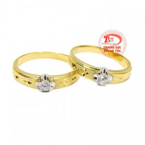 Nhẫn cưới vàng tây độc đáo được chế tác vô cùng ấn tượng tạo vẻ thời trang cho người đeo.