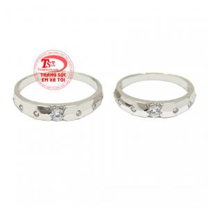 Với thiết kế theo phong cách Hàn Quốc, trẻ trung giúp cho ngày trọng đại của hai bạn hoàn hảo hơn. 