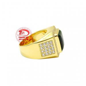 Ngọc cẩm thạch từ xưa tới nay luôn được ưa chuộng nhờ vào hợp phong thủy và hợp thời trang. 