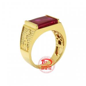 Nhẫn nam mạnh mẽ vàng tây là một thiết kế mới của trang sức Em và Tôi. 