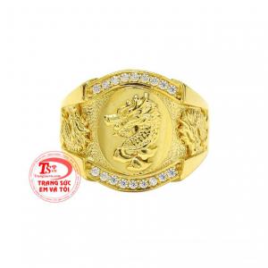 Do đó, các sản phẩm trang sức vàng chạm khắc hình rồng được nhiều phái mạnh yêu thích. 
