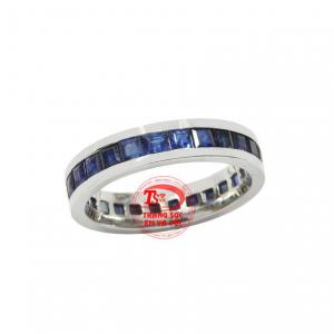 Sapphire là viên đá hộ mệnh cho người sinh tháng 9 sẽ mang tới may mắn và thành công cho chủ nhân. 