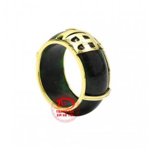 Trong tiếng Hán chữ Phúc có nghĩa là sự ấm no, đầy đủ, tràn ngập niềm vui.