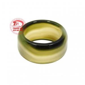 Nhẫn ngọc mã não được rất nhiều phái mạnh yêu thích và lựa chọn.