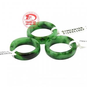 Đeo nhẫn ở ngón út luôn nhắc nhở ta về những lời hứa và sống có niềm tin hơn. 