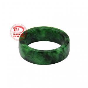 Ngọc cẩm thạch thiên nhiên mang đến may mắn, tài lộc và thịnh vượng.