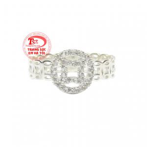 Kim tiền là biểu tượng của tài lộc, thịnh vượng, do đó các sản phẩm chạm khắc kim tiền được nhiều khách hàng ưa chuộng.