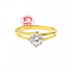 Cùng với chiếc nhẫn này, bạn gái dễ dàng kết hợp cùng những trang sức và phụ kiện khác để tự tin thể hiện phong cách riêng. 