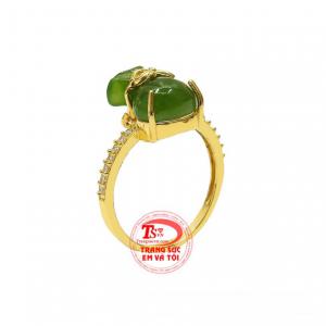 Nhẫn nữ nephrite tiền tài