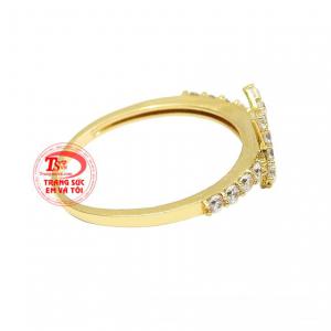 Lấy cảm hứng từ đó các nhà chế tác hoàn kim đã tạo nên một sản phẩm hoàn mỹ và thanh tú.