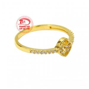 Nhẫn nữ ổ khóa tình yêu món quà ý nghĩa dành cho một nửa của thế giới.