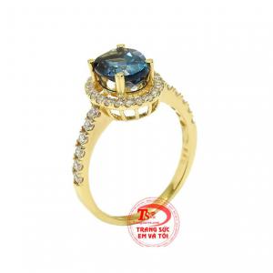 Nhẫn nữ Topaz thanh lịch được chế tác công phu theo công nghệ hiện đại tạo nên một chiếc nhẫn mang vẻ đẹp hoàn mỹ.