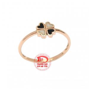 Với chỉ một chiếc nhẫn nhỏ xinh thôi cũng đủ giúp phái đẹp toát lên được nét dịu dàng, thanh tú cho đôi bàn tay của các nàng. 