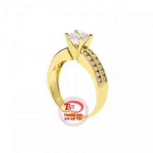 Các nhà chế tác hoàn kim đã khéo léo tạo nên một sản phẩm hợp thời trang và là mẫu trang sức được nhiều người yêu thích. 