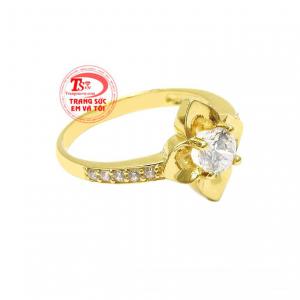 Các cô gái có thể thỏa sức kết hợp cùng các bộ trang phục với từng phong cách khác nhau đều vẫn hợp thời trang.