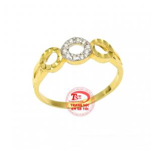 Sản phẩm vừa mang đến vẻ xinh yêu cho đôi bàn tay của các nàng mà còn giúp các cô gái thể hiện phong cách thời trang của mình. 