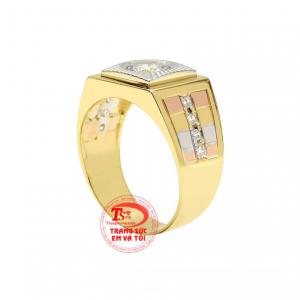 Chiếc nhẫn này mang đến vẻ điển trai và hợp thời trang cho cánh mày râu.