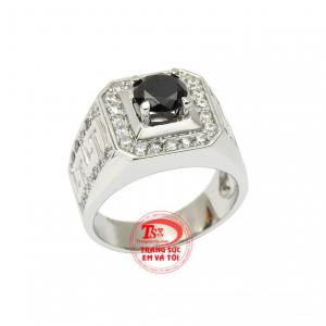 Sản phẩm mang đến vẻ lịch lãm và phong cách đến cho người đeo.