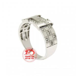 Những chi tiết hài hòa tạo nên một sản phẩm tinh tế, đậm chất quý ông. 