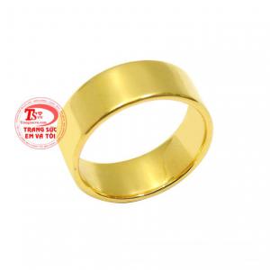 Nhẫn vàng trơn thời thượng bảo hành chu đáo.