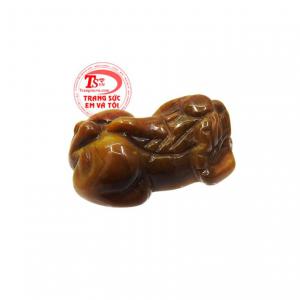 Sản phẩm thích hợp cho người mệnh kim và mệnh thổ.