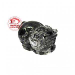 Tỳ hưu thạch anh tóc lộc phát được chạm khắc tinh xảo và chất lượng.