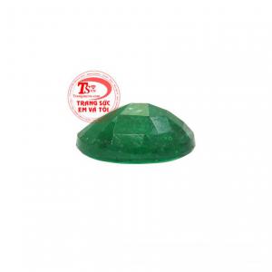 Viên Emerald thiên nhiên chất lượng phù hợp cho người mệnh Mộc và Hỏa.